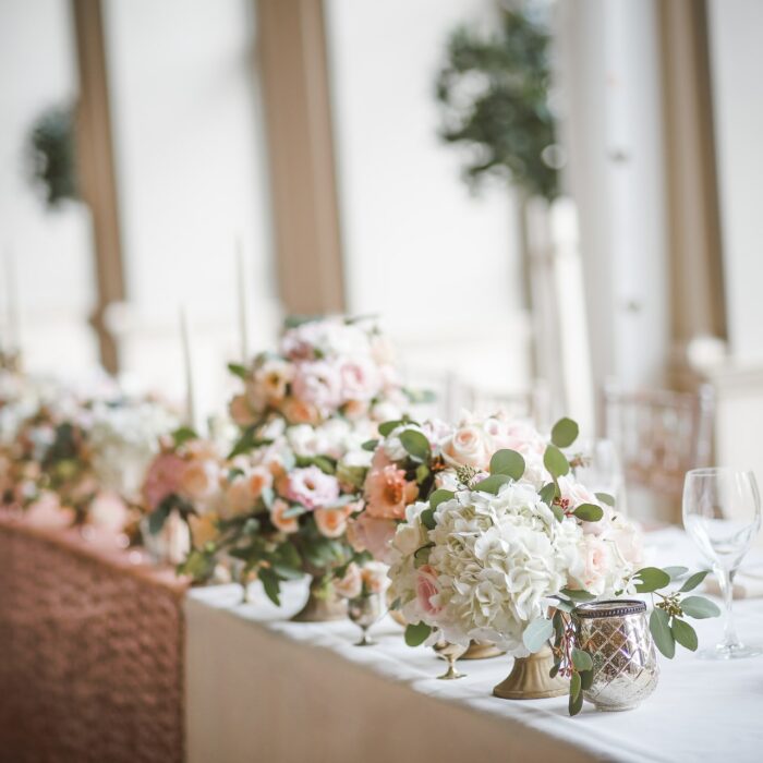 Want to Create Your Own Wedding Flower Arrangement? Follow These Tips